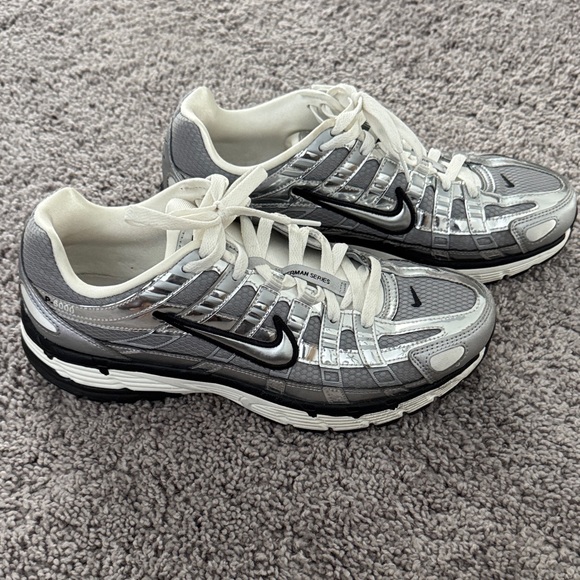 Nike Metallic Silver and White Athletic Shoes - Picture 3 of 4